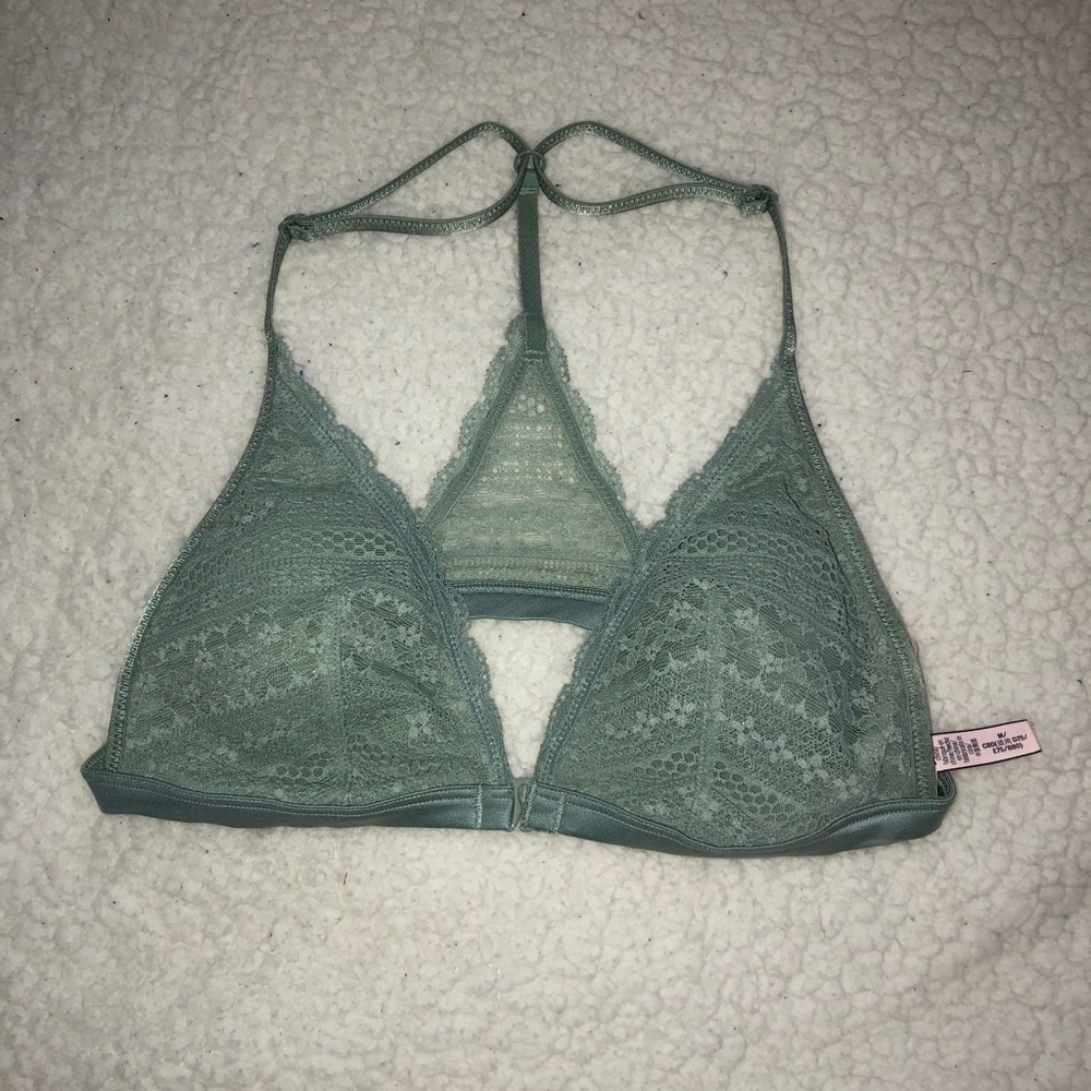VS green lace bralette/ NWT 🌻